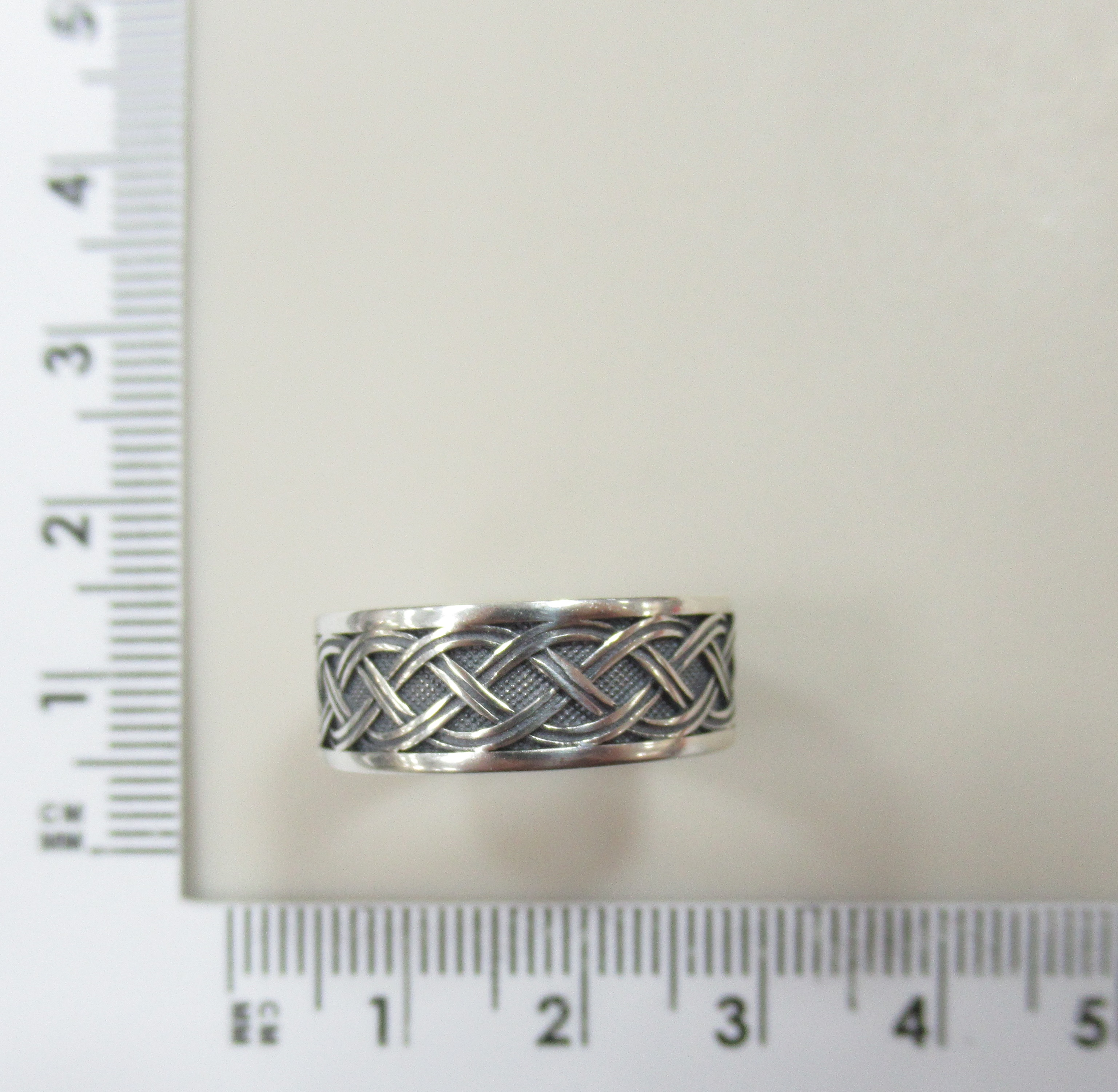 Серебряное кольцо